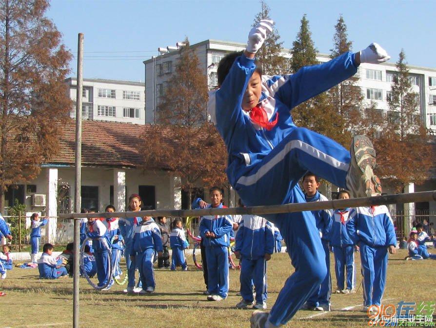 小学生的运动会加油稿