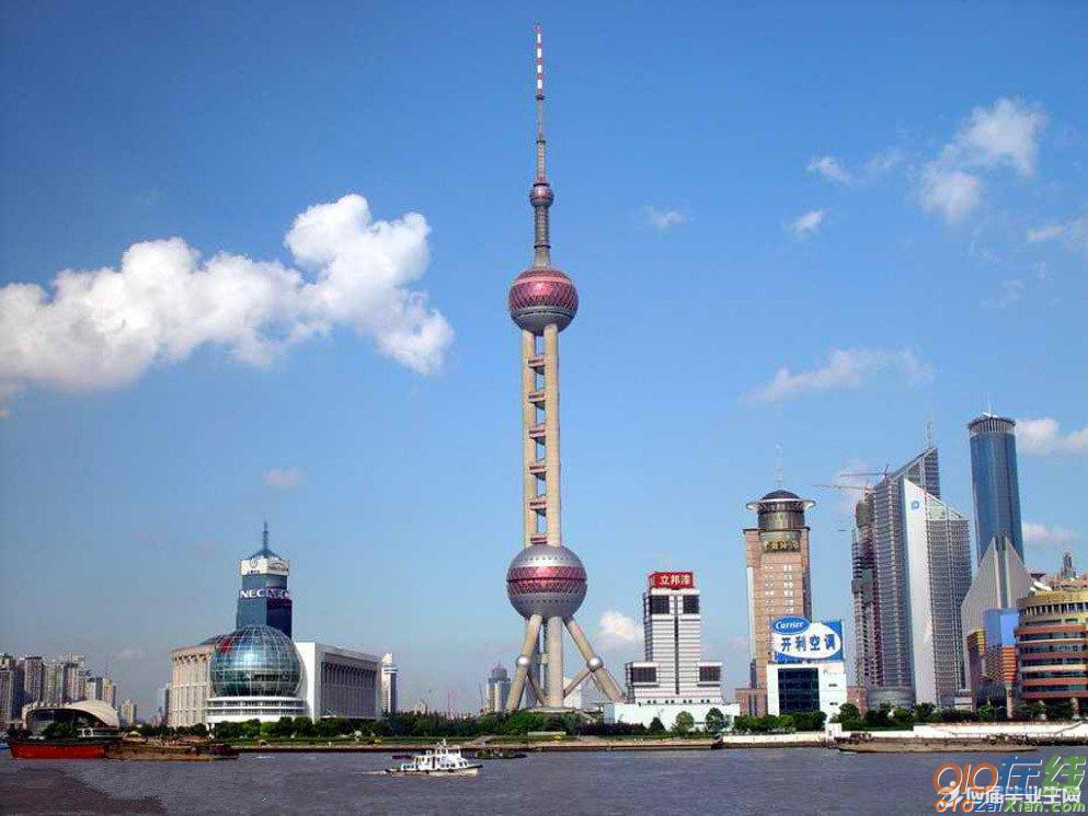 描写上海东方明珠电视塔的句子