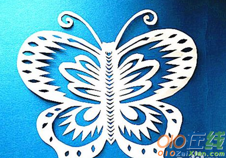 蝴蝶对称剪纸图案