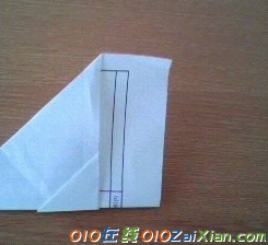 简单纸飞机的折法图解