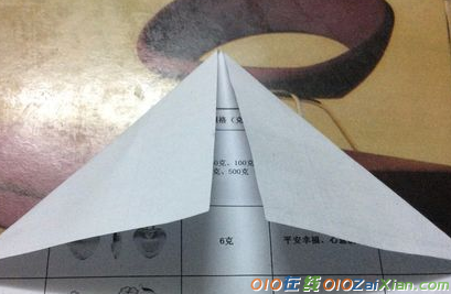 简单的纸飞机折法