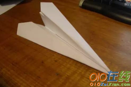 纸飞机的折法图解简单