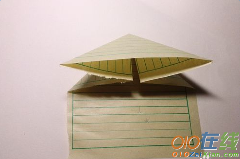 燕子纸飞机的折法