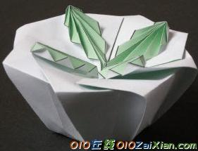 四叶草盒子折纸图解教程