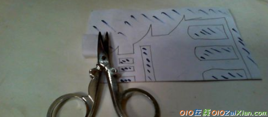 对称图形的剪纸方法