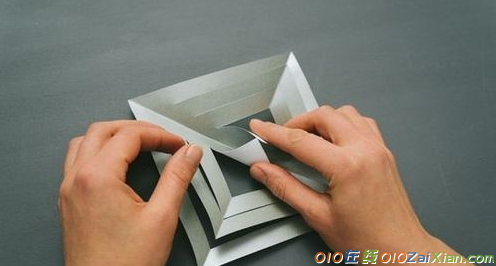 彩色剪纸的制作方法