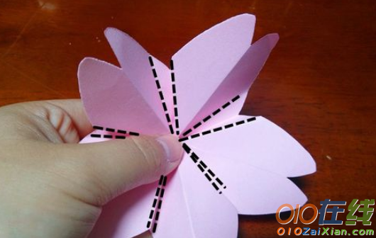 立体梅花折纸步骤图解