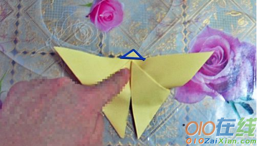 简单蝴蝶的折纸步骤图解