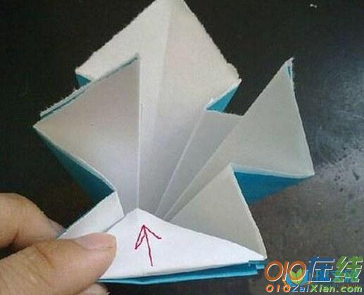 康乃馨的折纸教程
