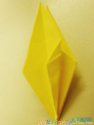 百合花折纸的步骤图解