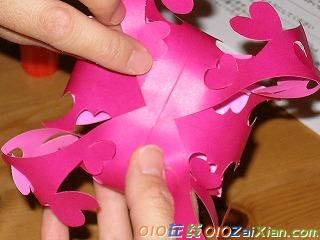 传统节日剪纸漂亮的立体剪纸花的剪法