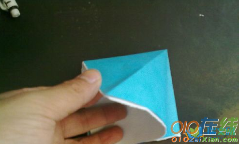 手工折纸康乃馨