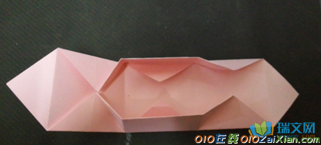 用折纸折类型小盒子