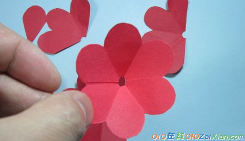 手工玫瑰花折纸方法