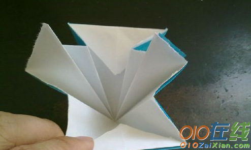 折纸康乃馨花步骤图解