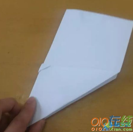最简单的折纸飞机方法