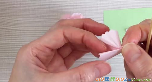 康乃馨折纸教程图解
