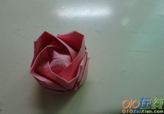 手工折纸玫瑰的教程