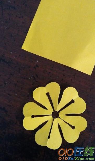DIY春节窗花剪纸方法