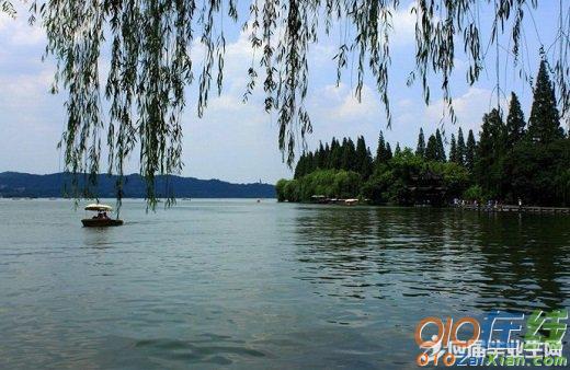 《饮湖上初晴后雨》图片