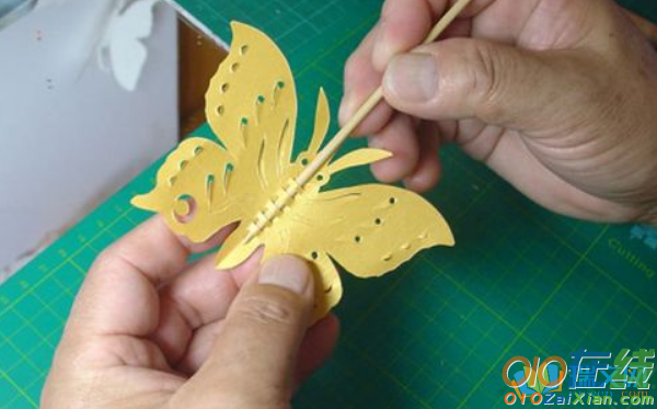 蝴蝶剪纸制作方法图解