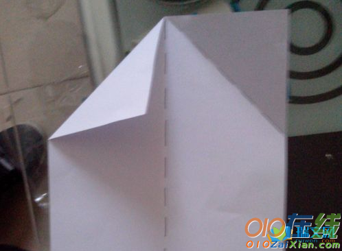 折纸飞机的方法