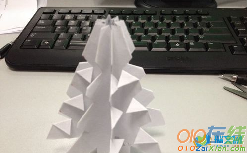 一张纸圣诞树折纸图解