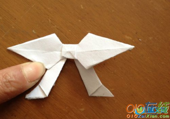 蝴蝶结折纸简单的方式