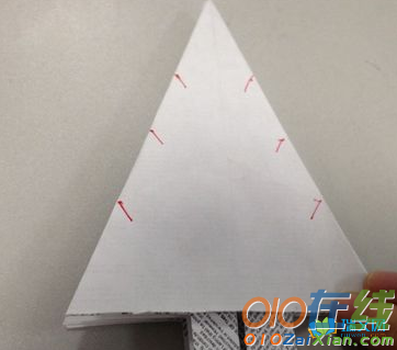 圣诞树的折纸具体步骤