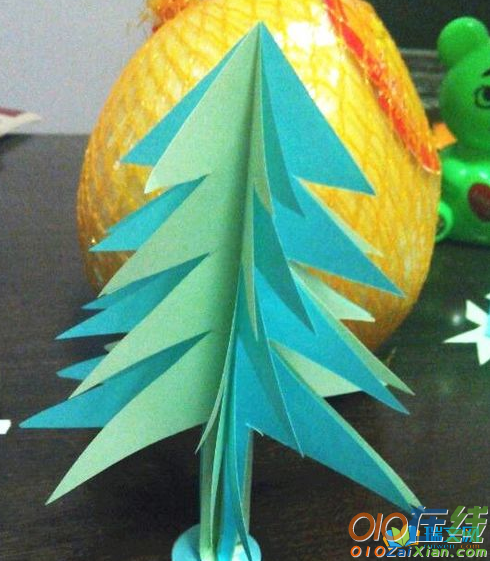 剪纸圣诞树制作方法