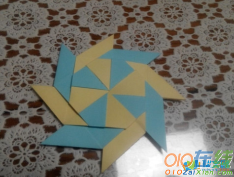 小玩具飞镖折纸方法
