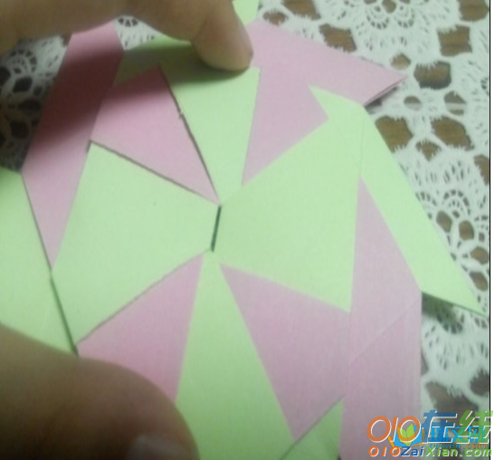 小玩具飞镖折纸方法