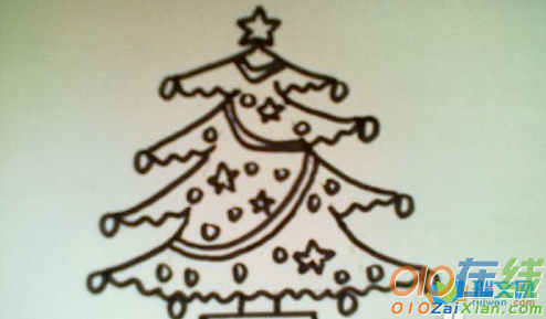 手绘圣诞树图片简笔画