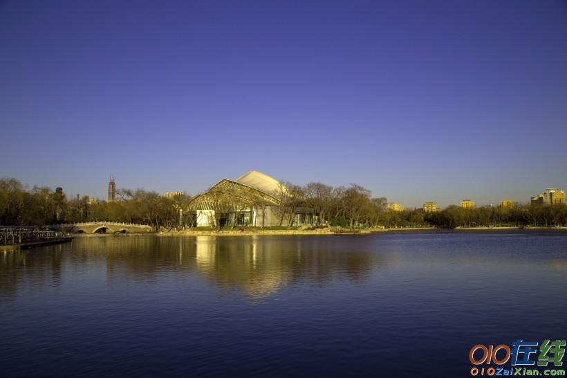北京龙潭湖公园图片