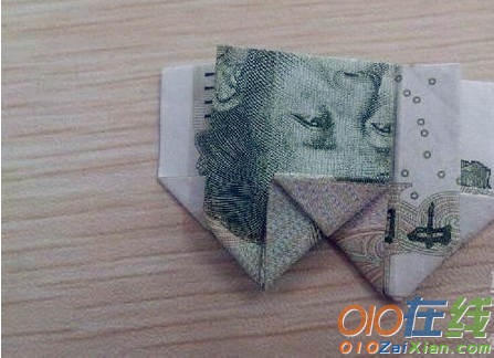 心心相印钞票折纸方法