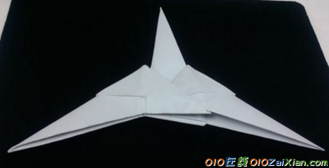 立体纸飞机制作方法